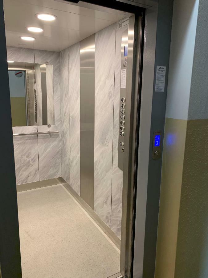 Apartament Tt10 Botanicka Трнава Екстер'єр фото